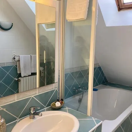 Bed and Breakfast La Marmoire 3*